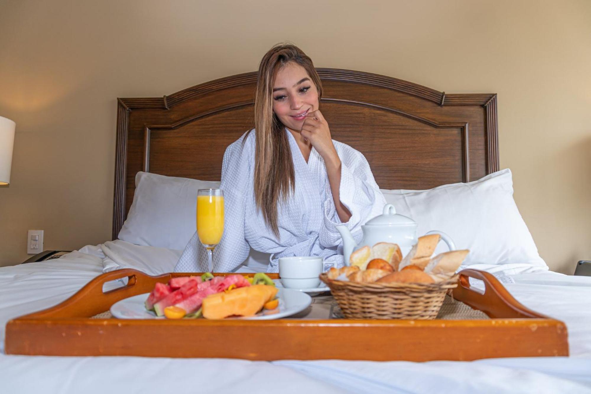 מלון Intercontinental Medellin - Movich By Ihg מראה חיצוני תמונה